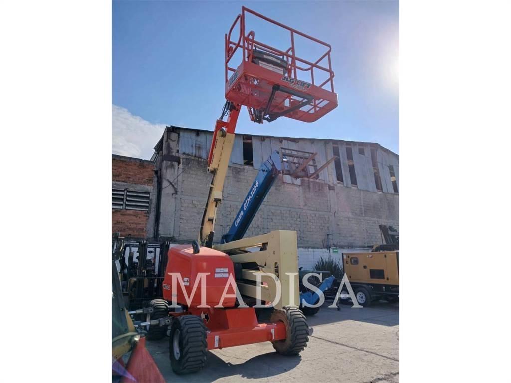 JLG 450AJ 4WD Съчленени стрелови подемници