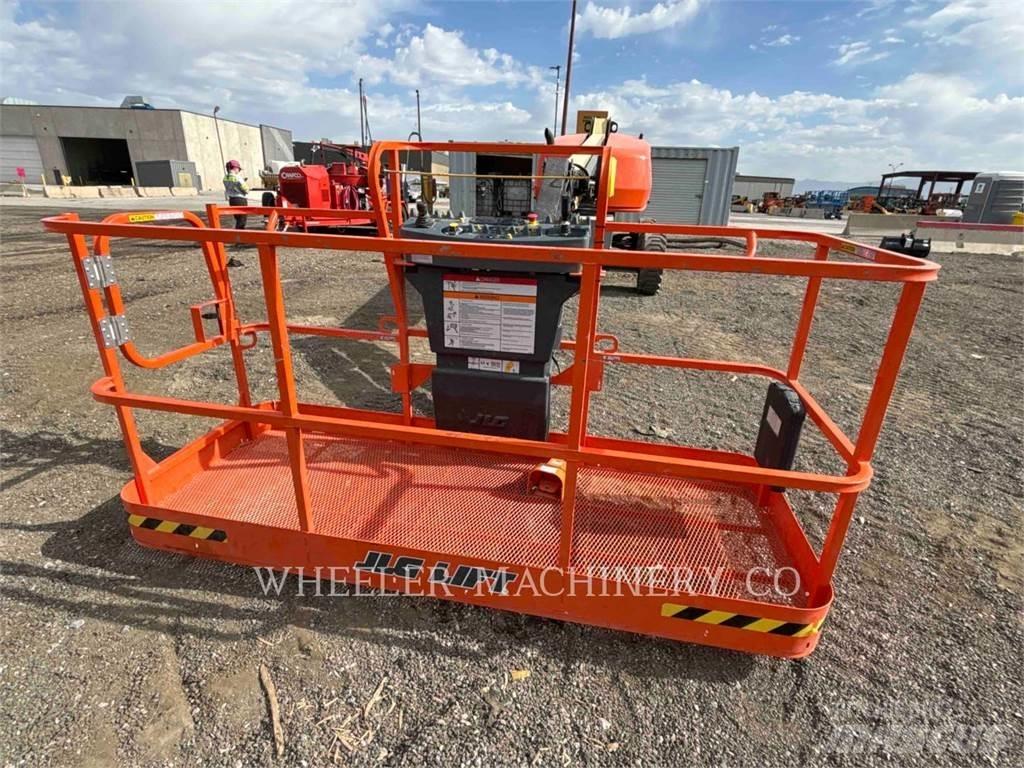 JLG 460SJ Съчленени стрелови подемници