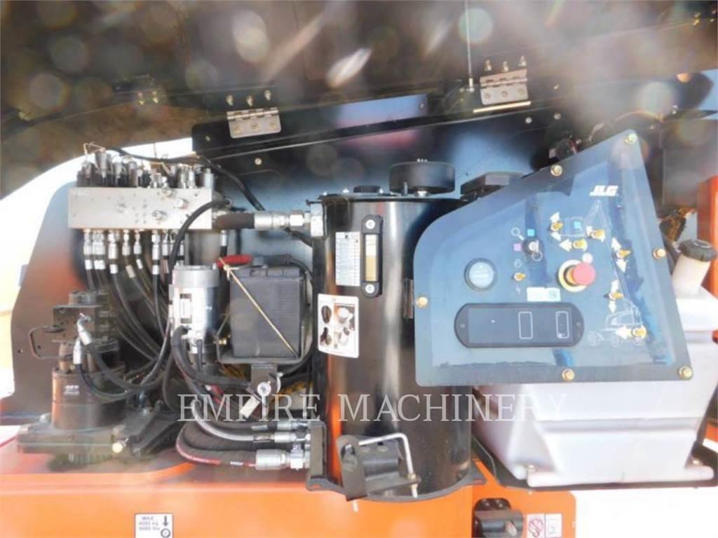 JLG 460SJ Съчленени стрелови подемници