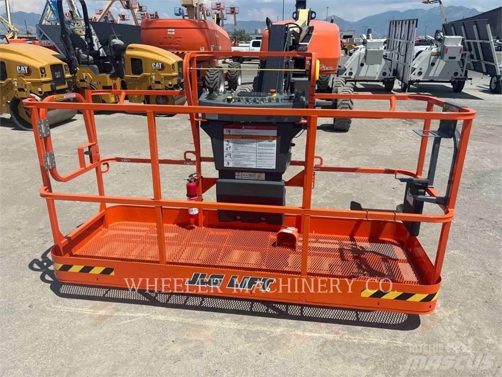 JLG 460SJ SP Съчленени стрелови подемници