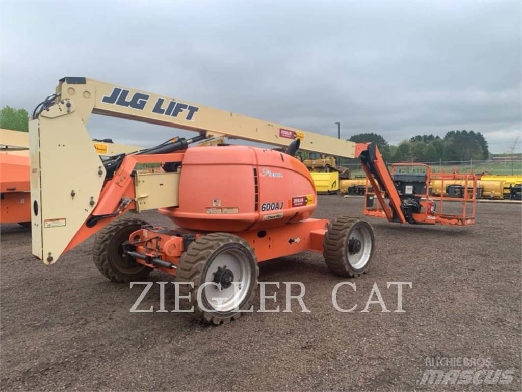 JLG 600AJ Съчленени стрелови подемници