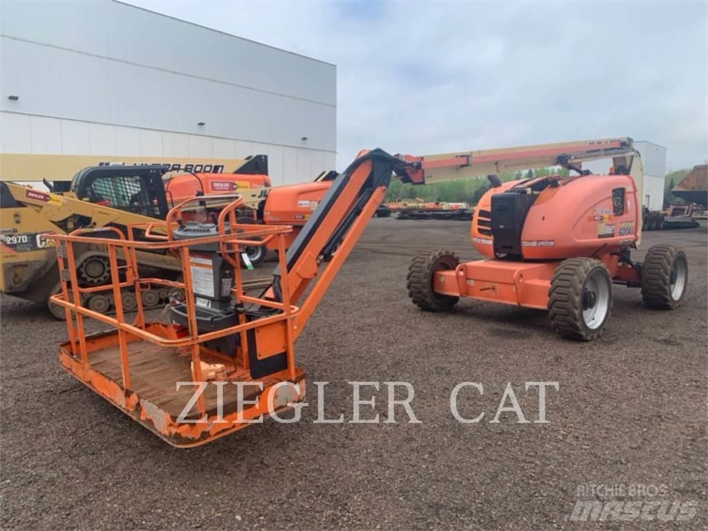 JLG 600AJ Съчленени стрелови подемници