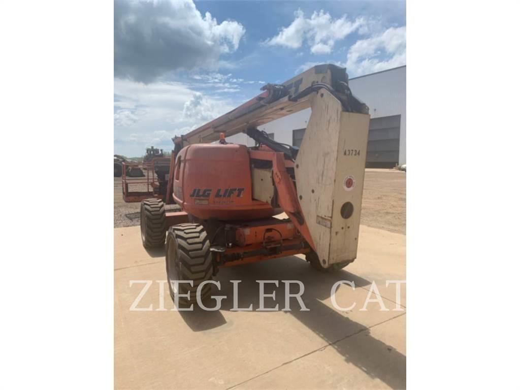 JLG 600AJ Съчленени стрелови подемници