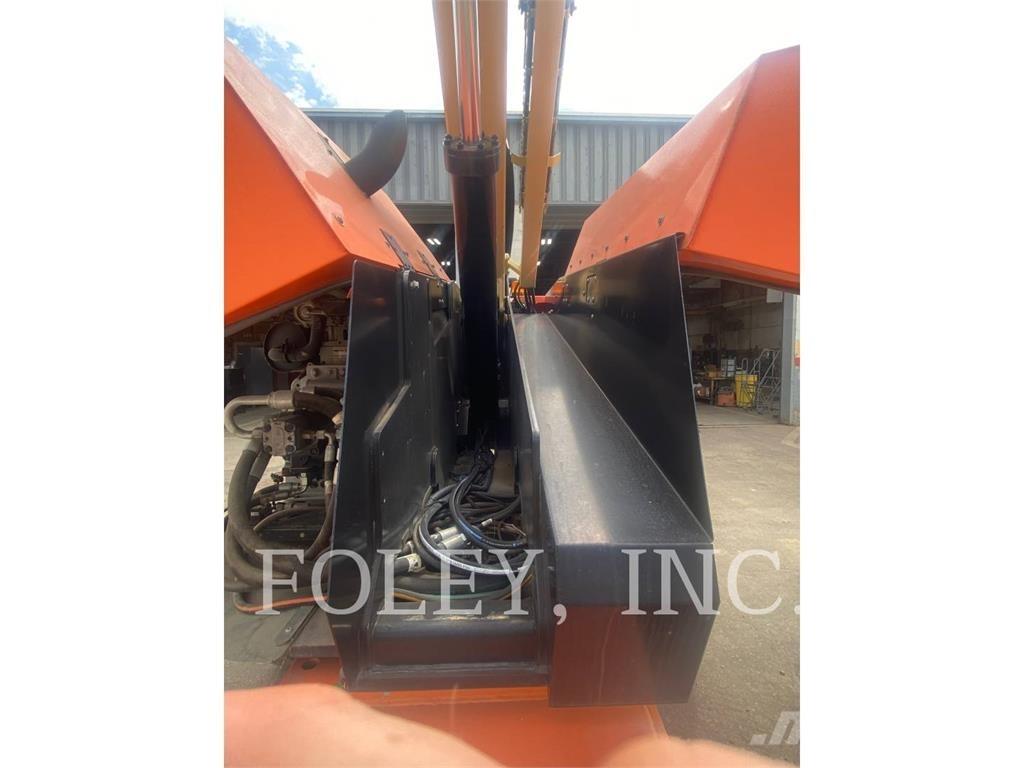 JLG 600S Съчленени стрелови подемници