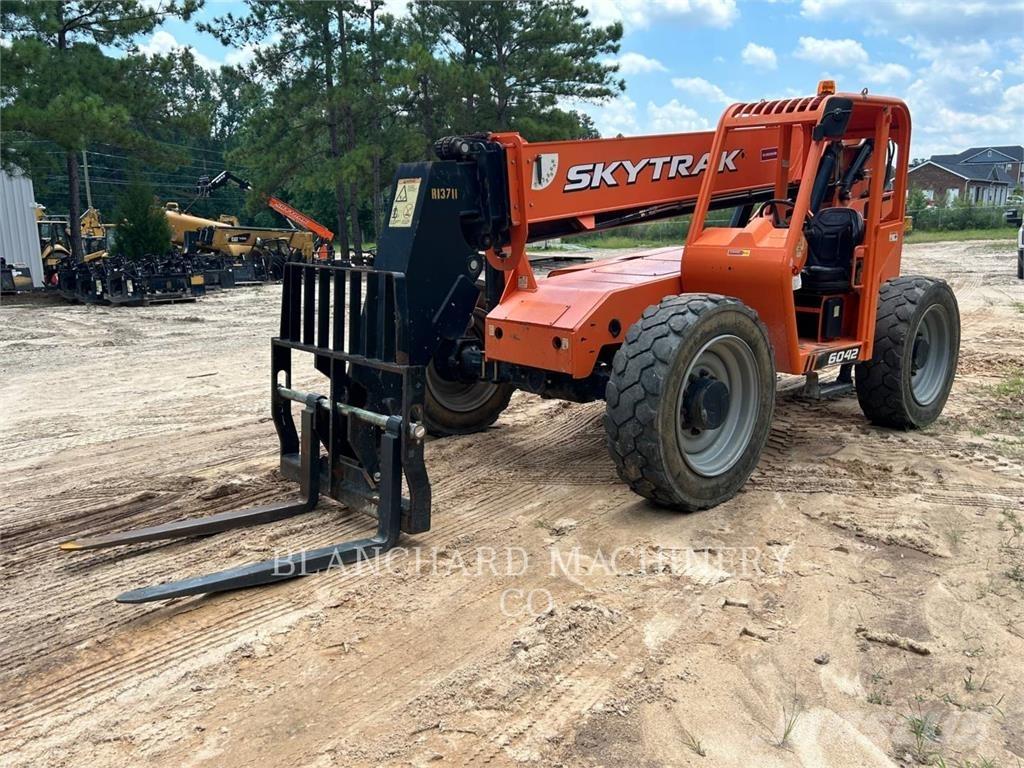 JLG 6042 Телескопични товарачи