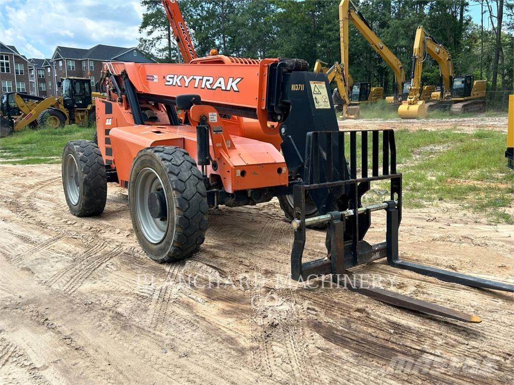 JLG 6042 Телескопични товарачи