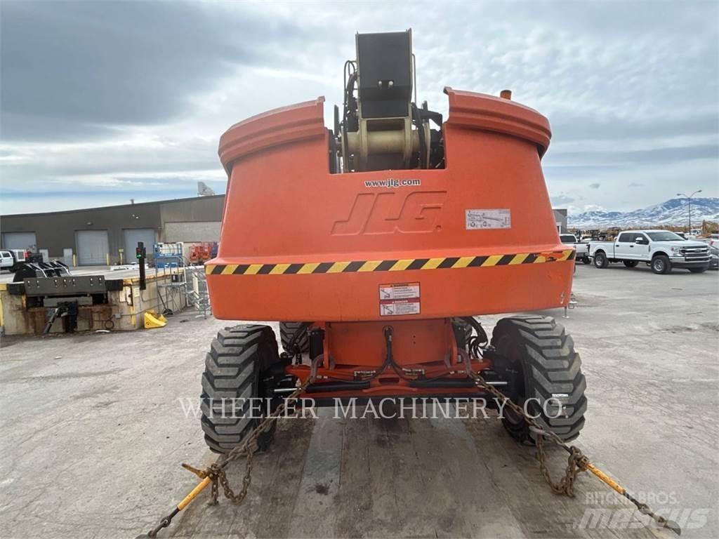 JLG 660SJ Съчленени стрелови подемници