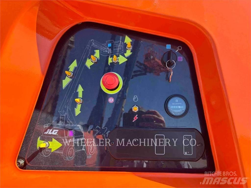 JLG 660SJ Съчленени стрелови подемници