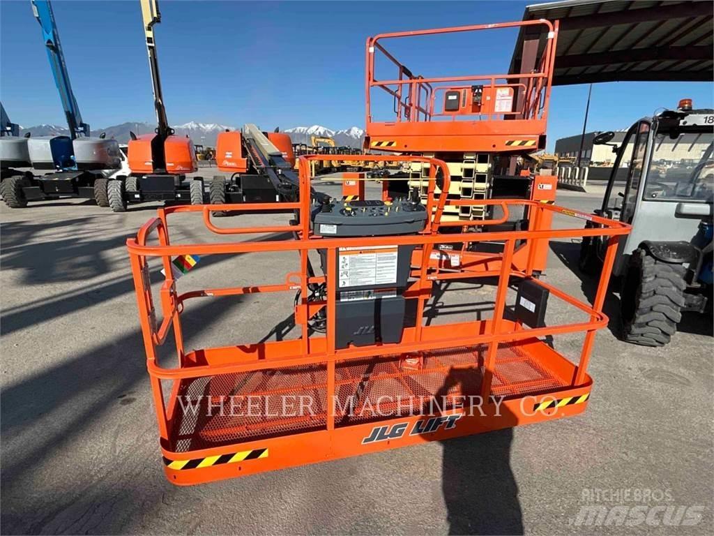 JLG 660SJ Съчленени стрелови подемници