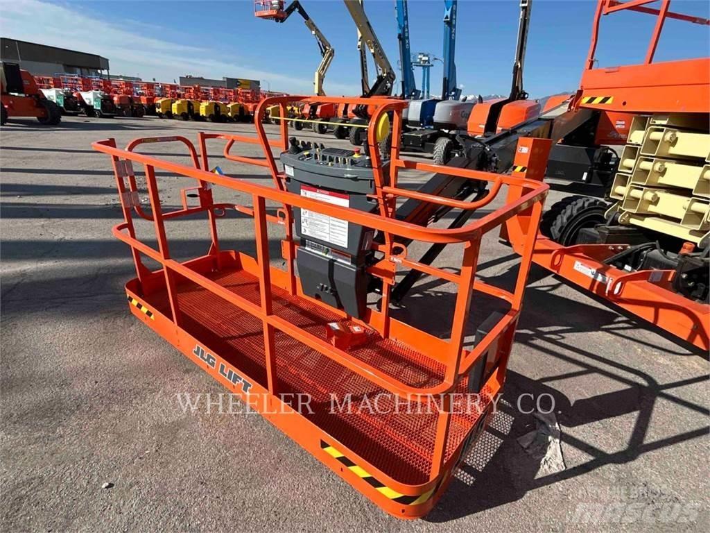 JLG 660SJ Съчленени стрелови подемници