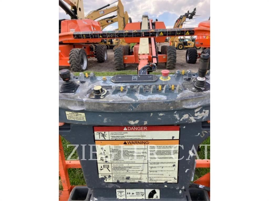 JLG 660SJ Съчленени стрелови подемници
