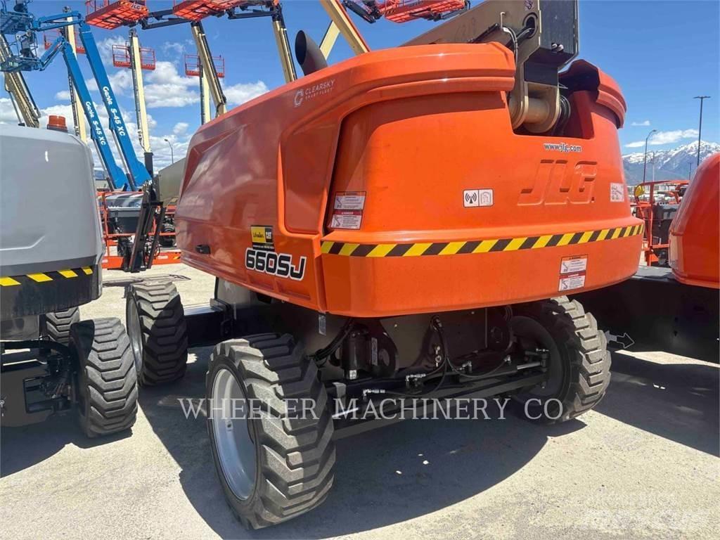 JLG 660SJ Съчленени стрелови подемници
