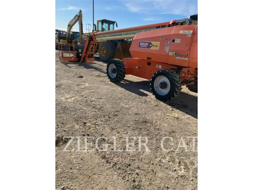 JLG 660SJ Съчленени стрелови подемници