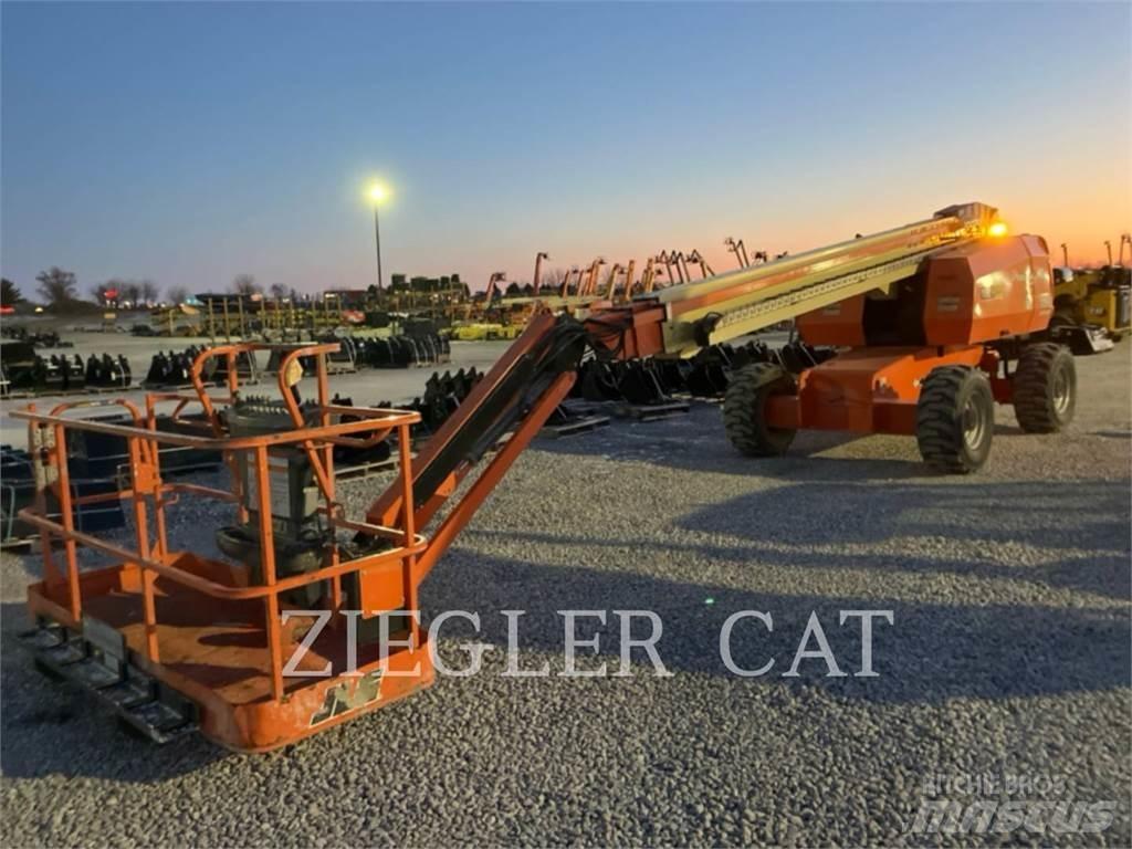 JLG 660SJ Съчленени стрелови подемници