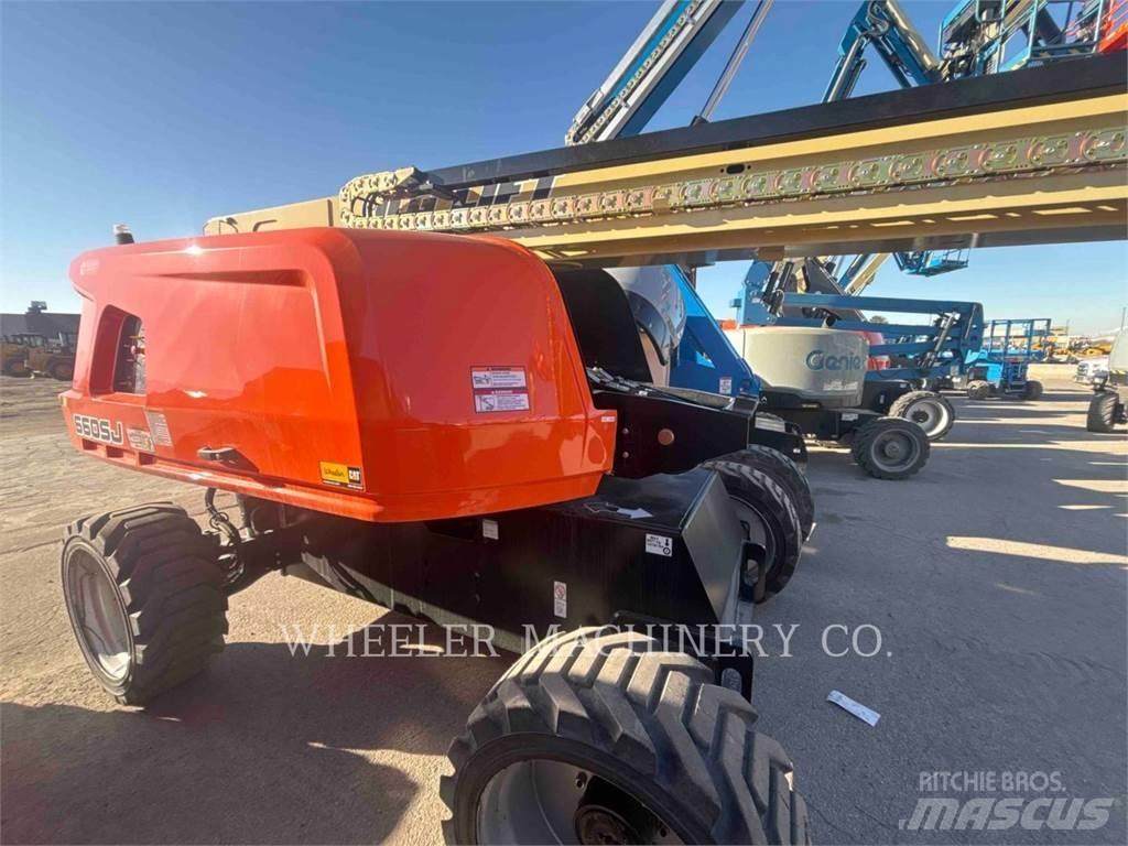 JLG 660SJ Съчленени стрелови подемници