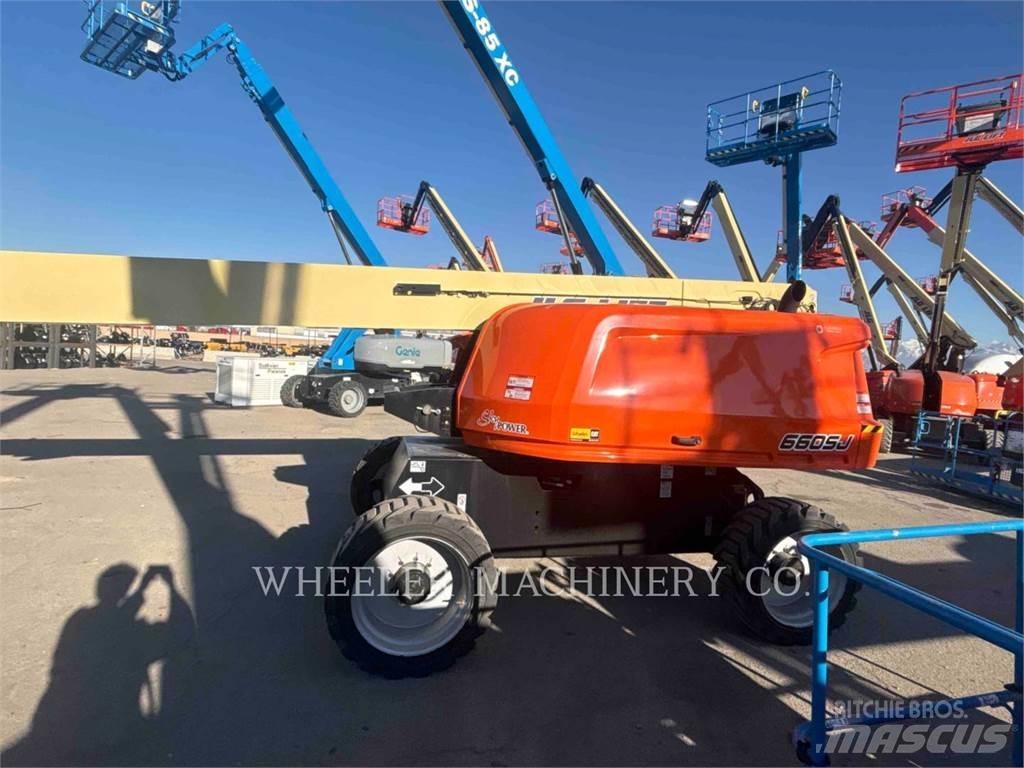 JLG 660SJ Съчленени стрелови подемници