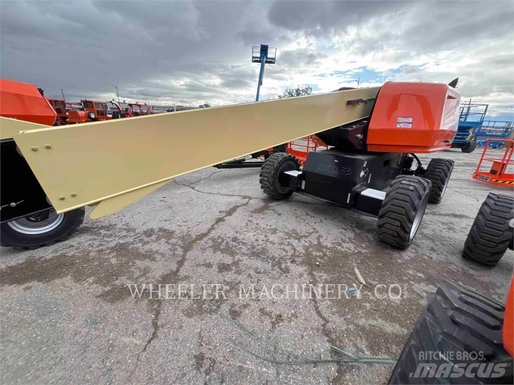 JLG 660SJ Съчленени стрелови подемници