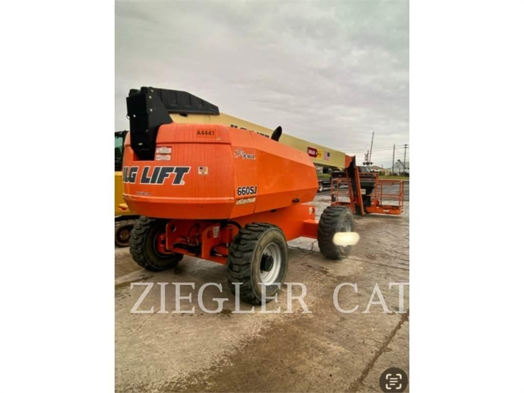 JLG 660SJ Съчленени стрелови подемници