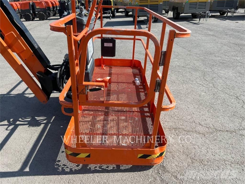JLG 660SJ SP Съчленени стрелови подемници