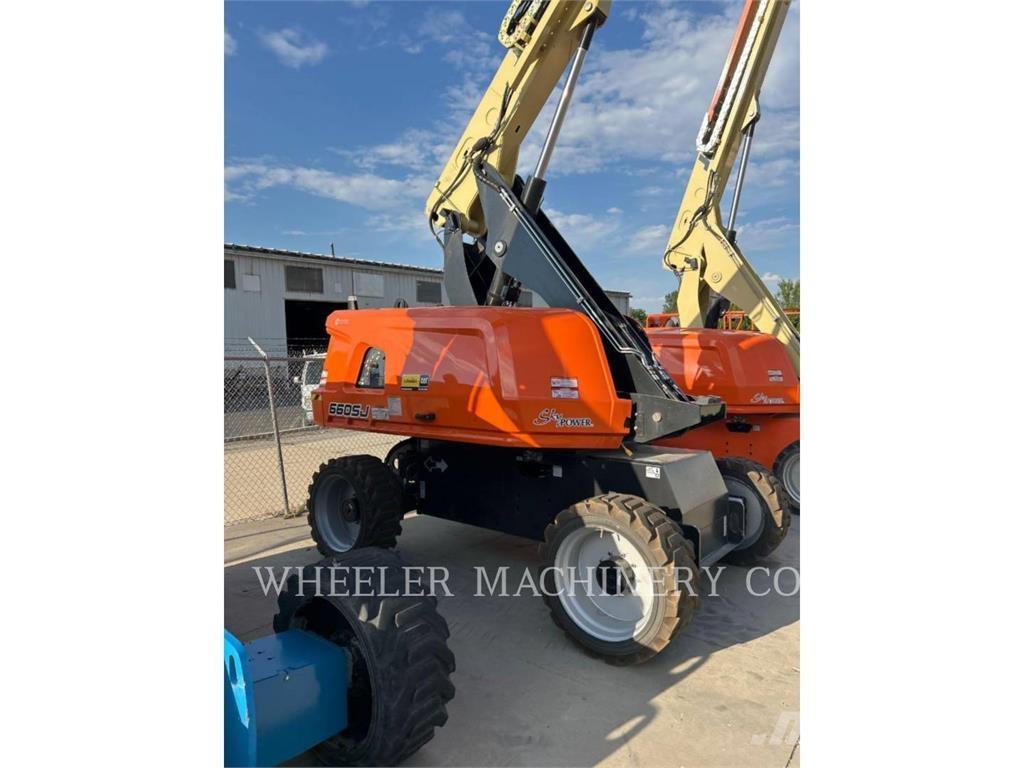 JLG 660SJ SP Съчленени стрелови подемници