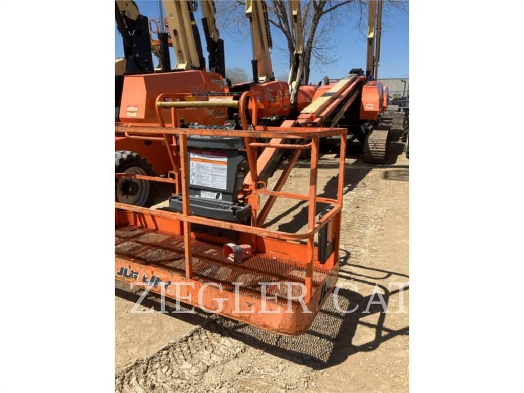 JLG 660SJC Съчленени стрелови подемници