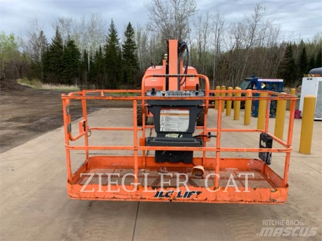 JLG 800AJ Съчленени стрелови подемници