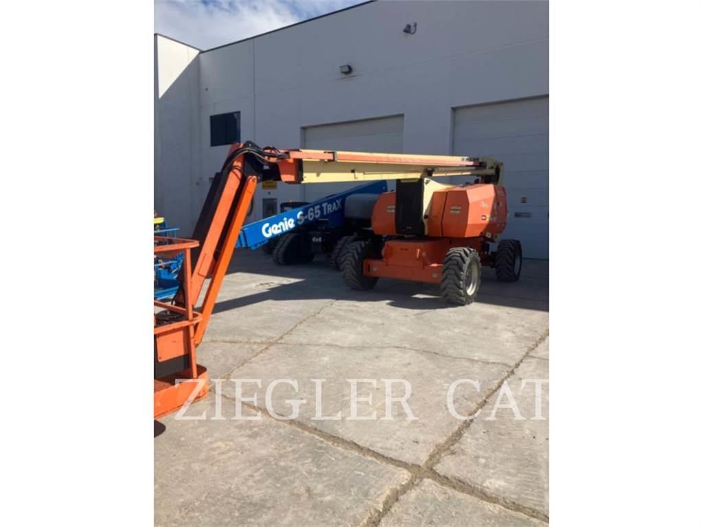 JLG 800AJ Съчленени стрелови подемници