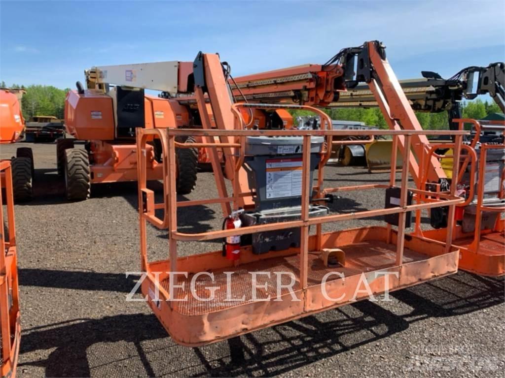 JLG 800AJ Съчленени стрелови подемници