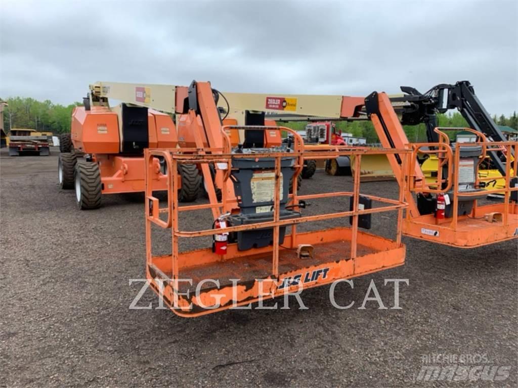 JLG 800AJ Съчленени стрелови подемници