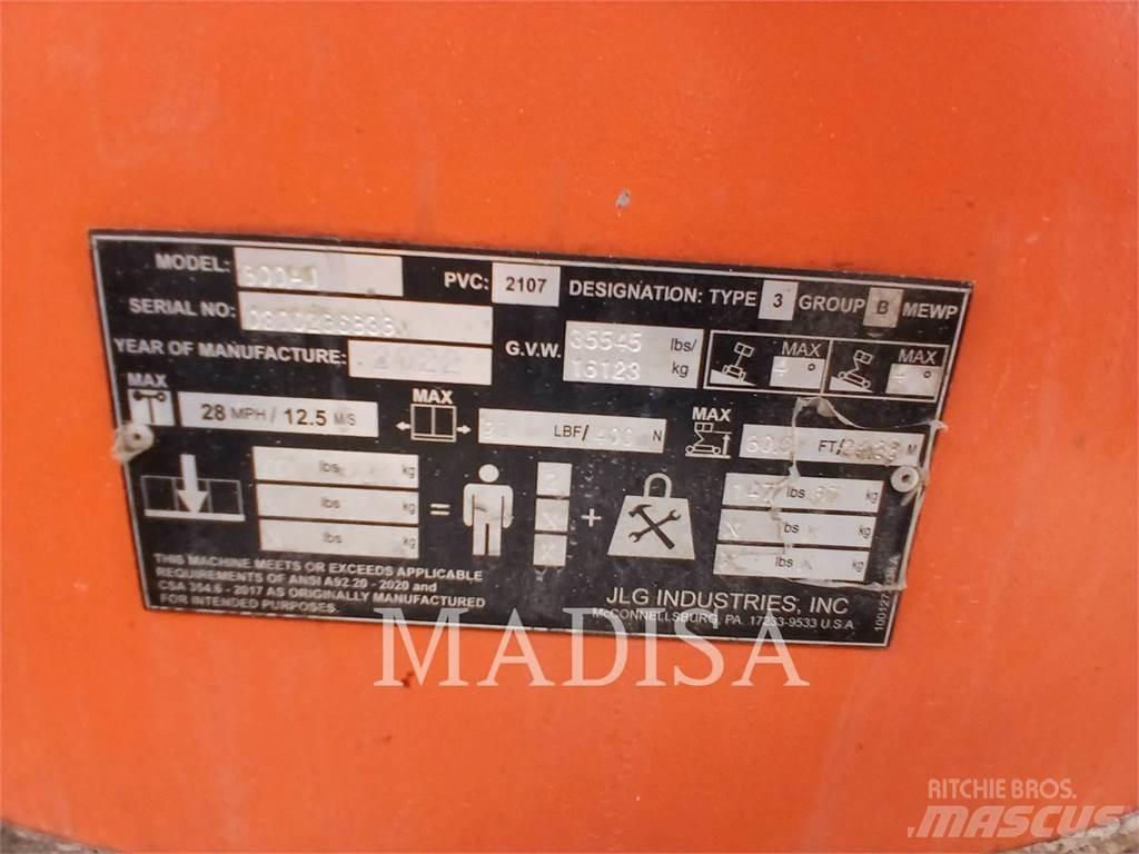 JLG 800AJ Съчленени стрелови подемници