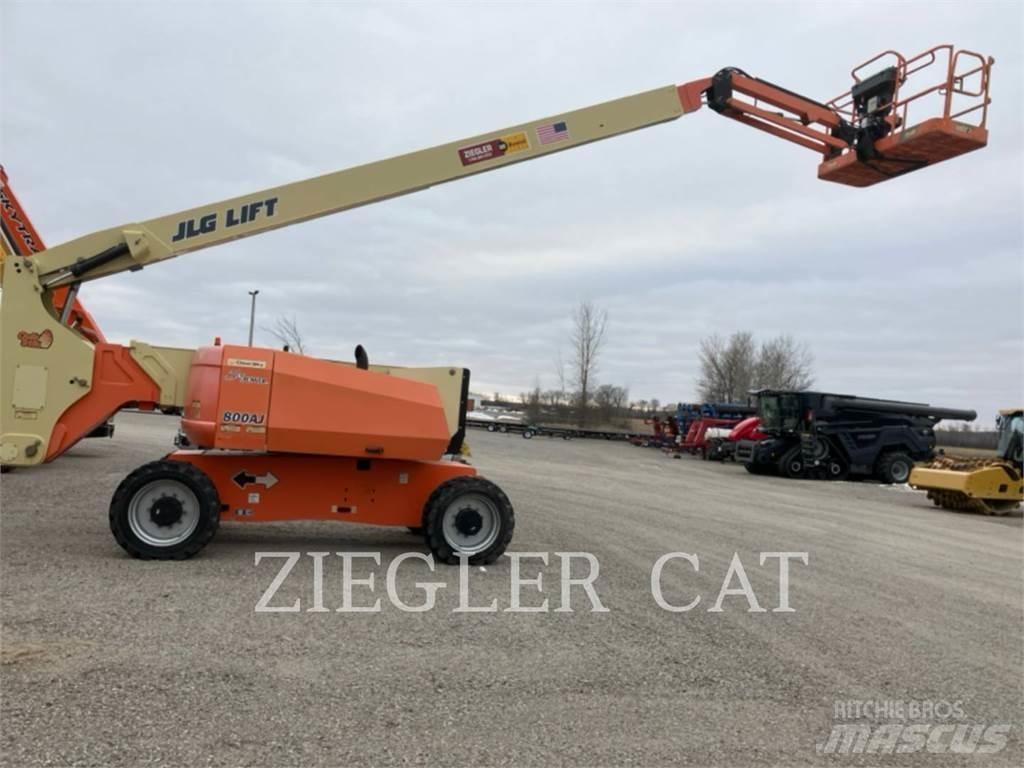 JLG 800AJ Съчленени стрелови подемници