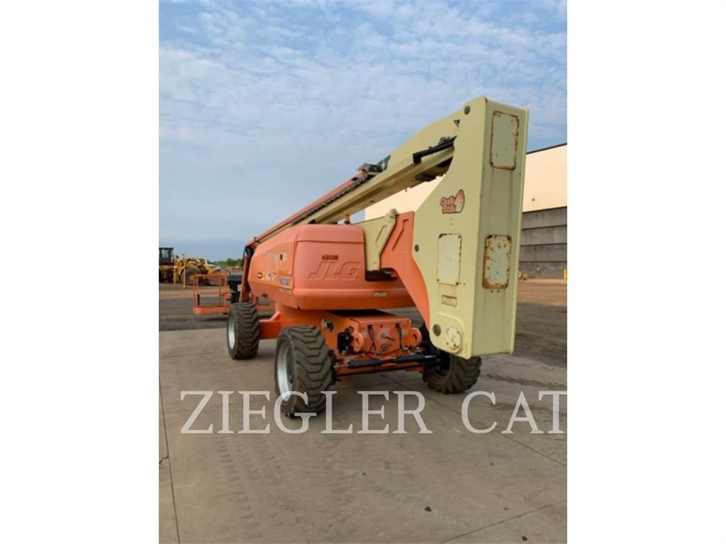 JLG 800AJ Съчленени стрелови подемници