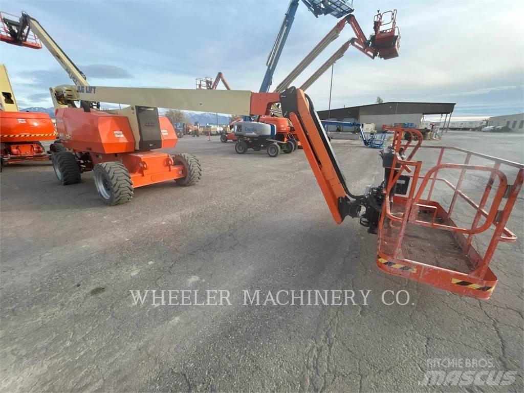 JLG 800AJ SP Съчленени стрелови подемници