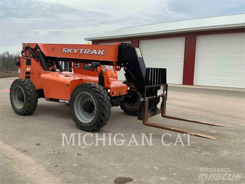 JLG 8042 Телескопични товарачи