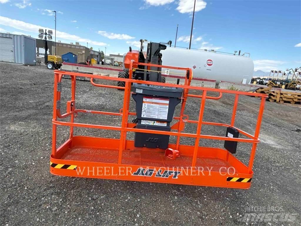 JLG 860SJ Съчленени стрелови подемници