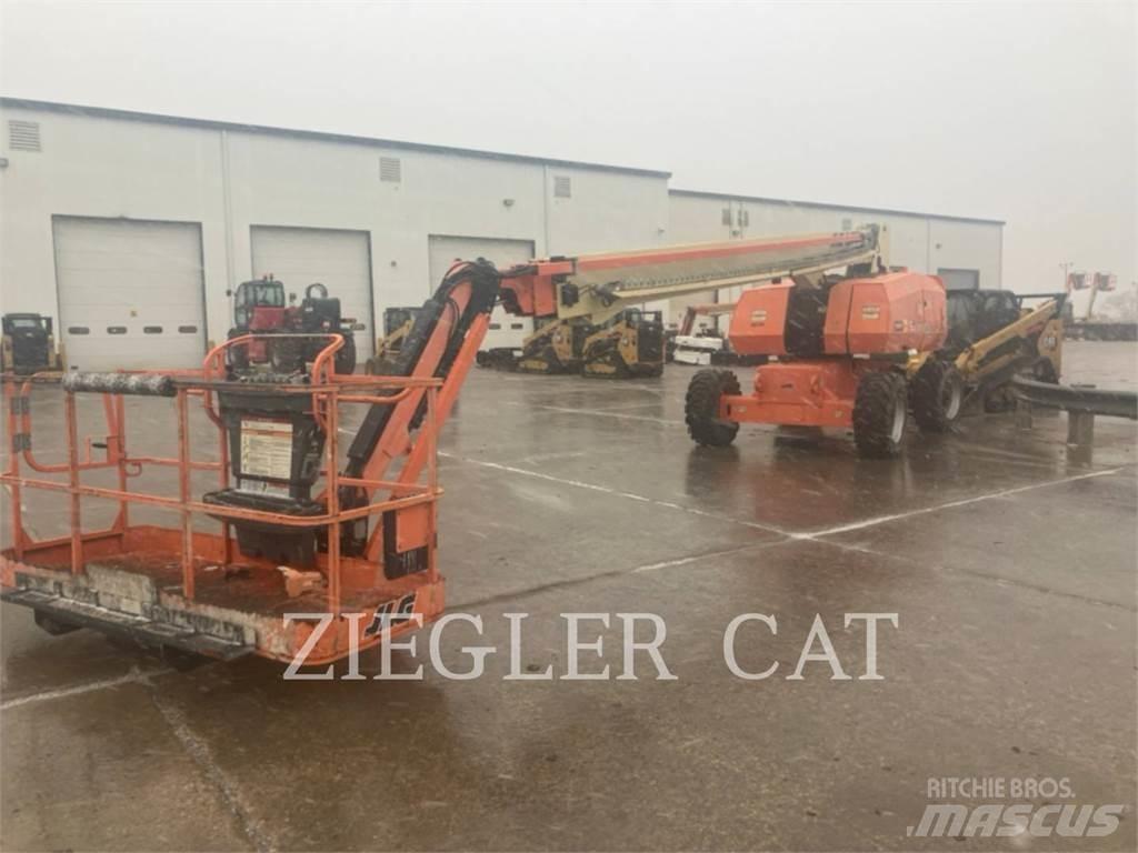 JLG 860SJ Съчленени стрелови подемници