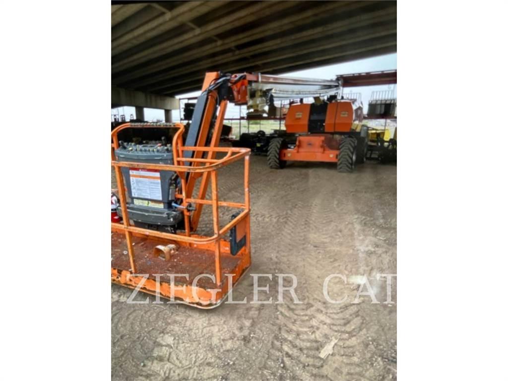 JLG 860SJ Съчленени стрелови подемници