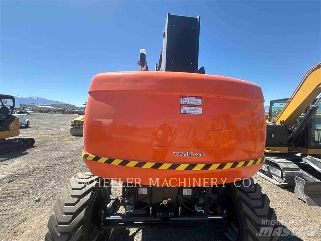 JLG 860SJ SP Съчленени стрелови подемници