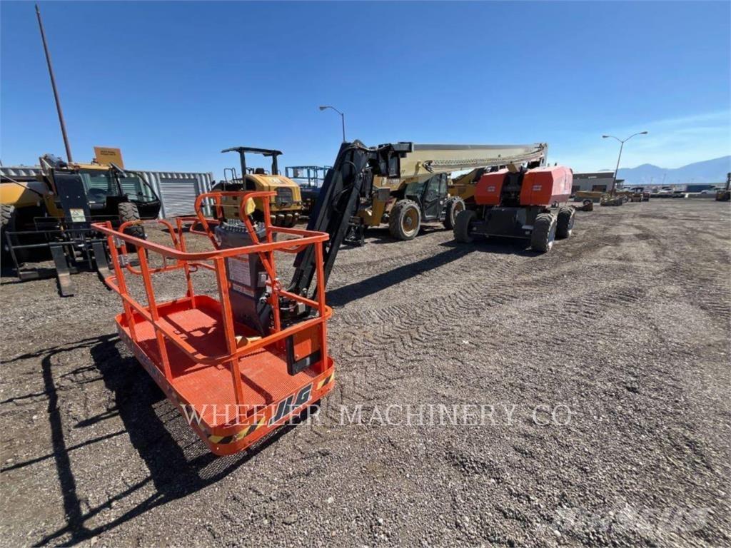 JLG 860SJ SP Съчленени стрелови подемници