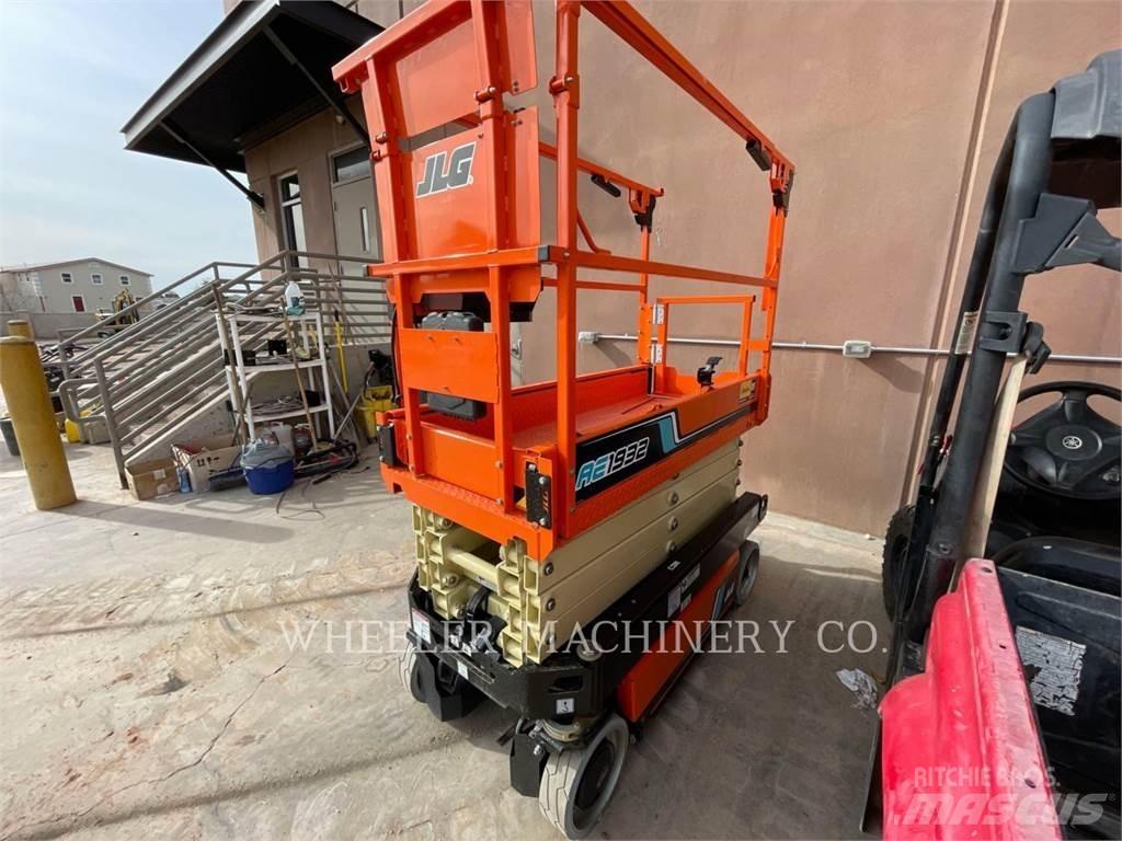 JLG AE1932 Ножични работни платформи