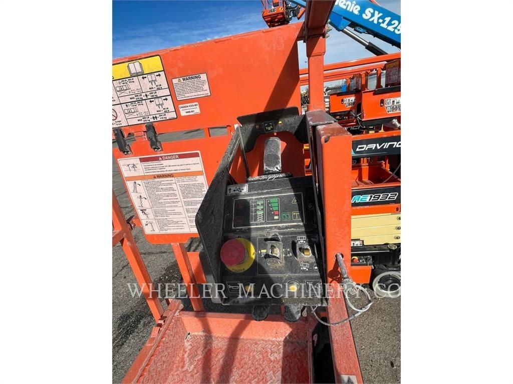 JLG AE1932 Ножични работни платформи