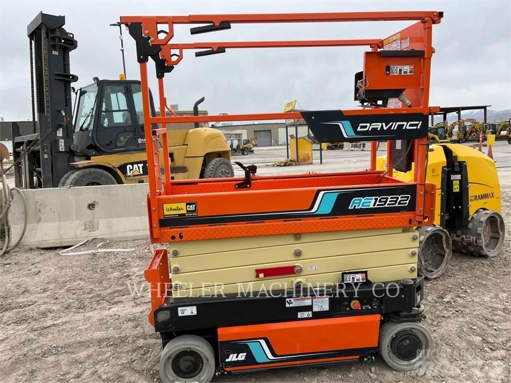 JLG AE1932 Ножични работни платформи