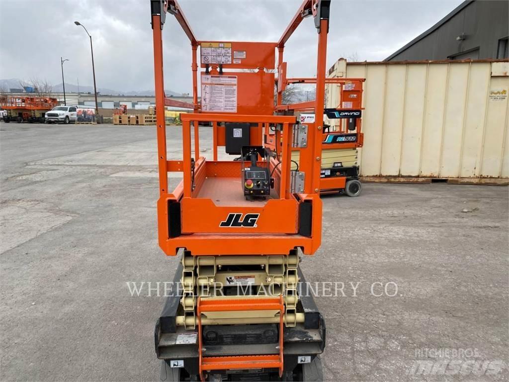 JLG AE1932 Ножични работни платформи