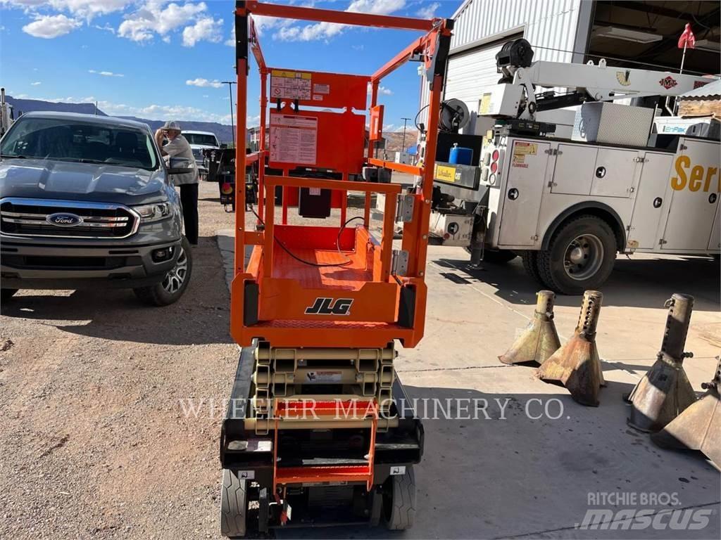 JLG AE1932 Ножични работни платформи