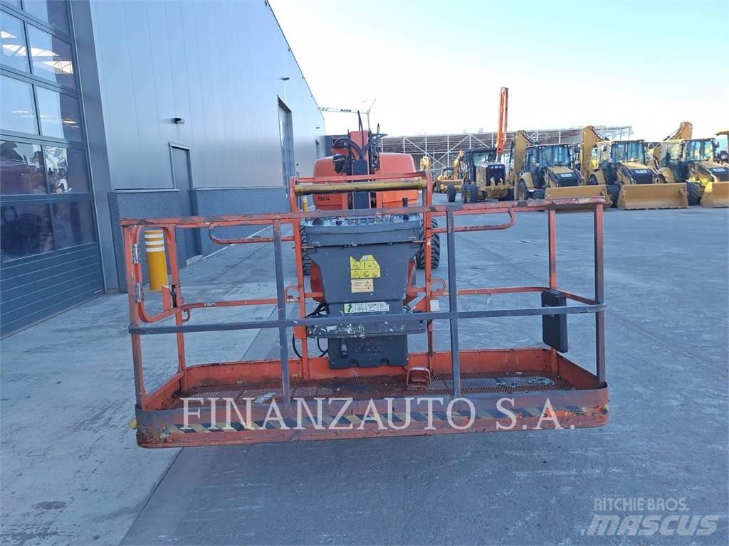 JLG BLANCO Телескопични товарачи