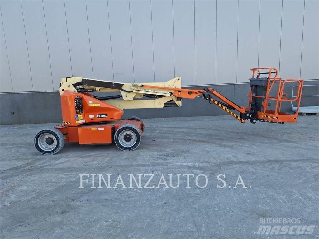 JLG BLANCO Телескопични товарачи