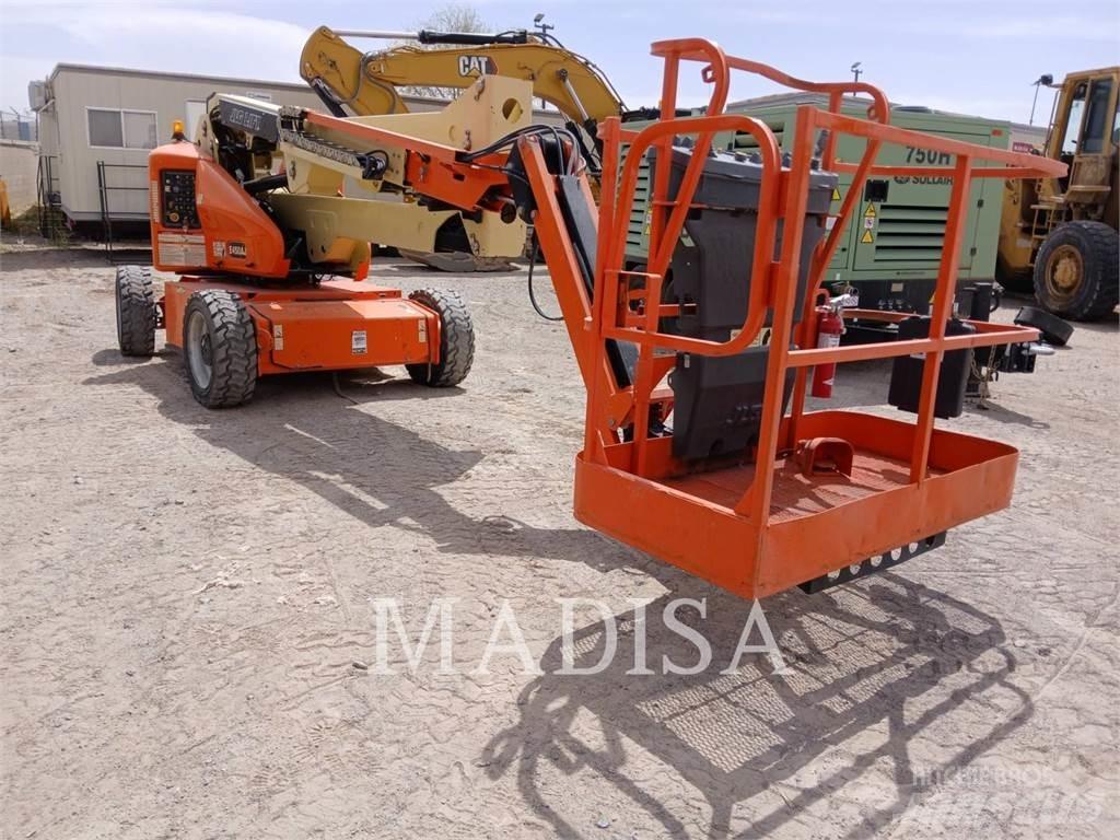 JLG E450AJ Съчленени стрелови подемници