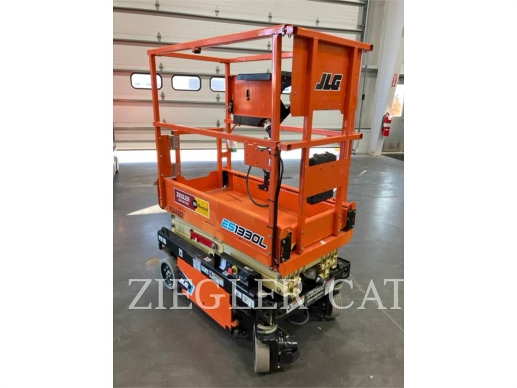 JLG ES1330L Ножични работни платформи