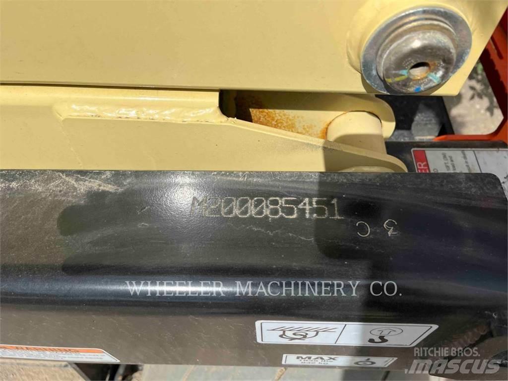 JLG ES2632 Ножични работни платформи