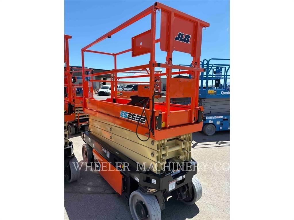 JLG ES2632 Ножични работни платформи